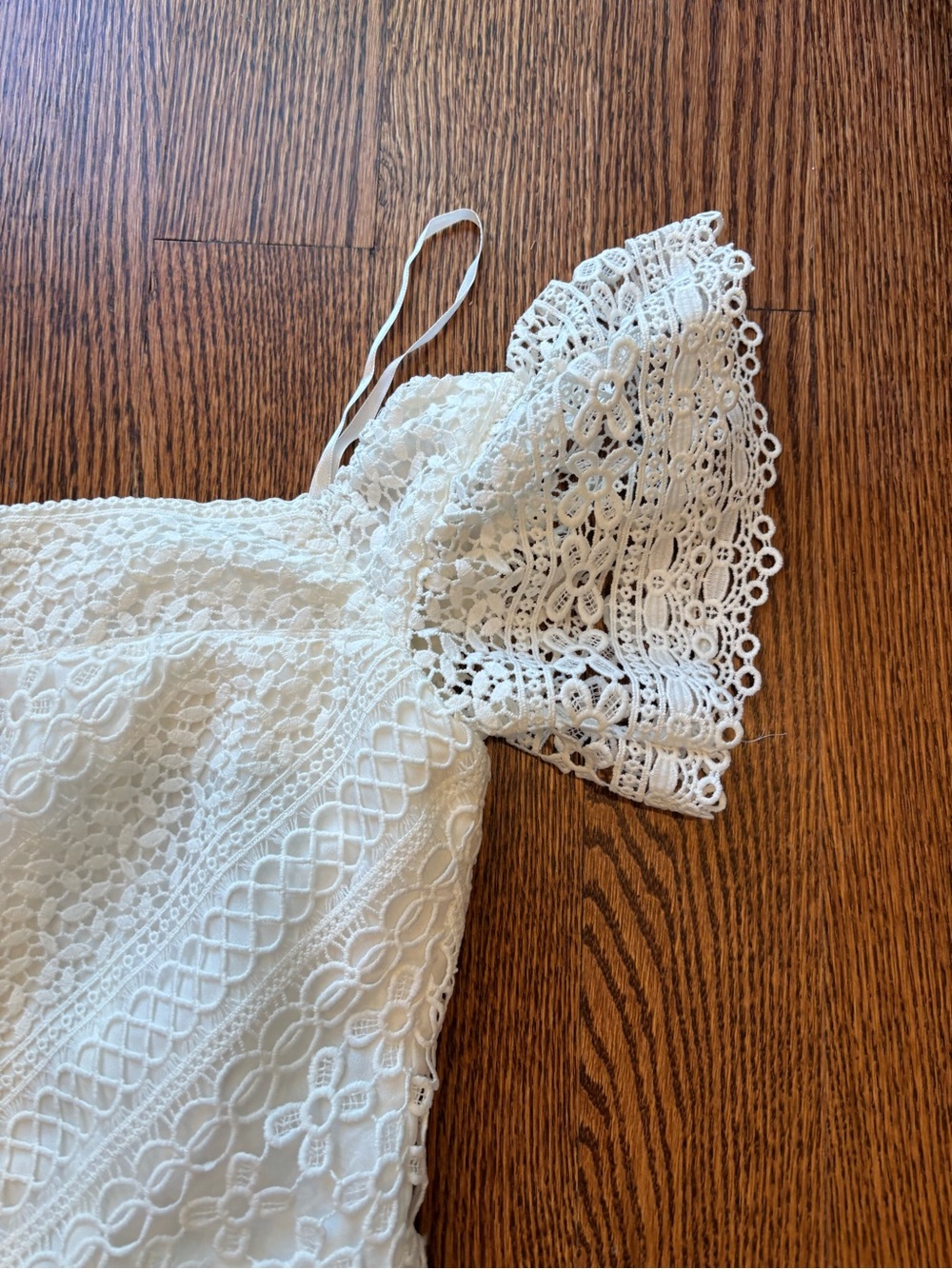 Cynthia Rowley White Lace Off-Shoulder Midi Dress with Straps - Picture 3 of 4